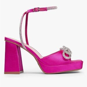 Women’s Hot Pink Satin Heels SZ 10